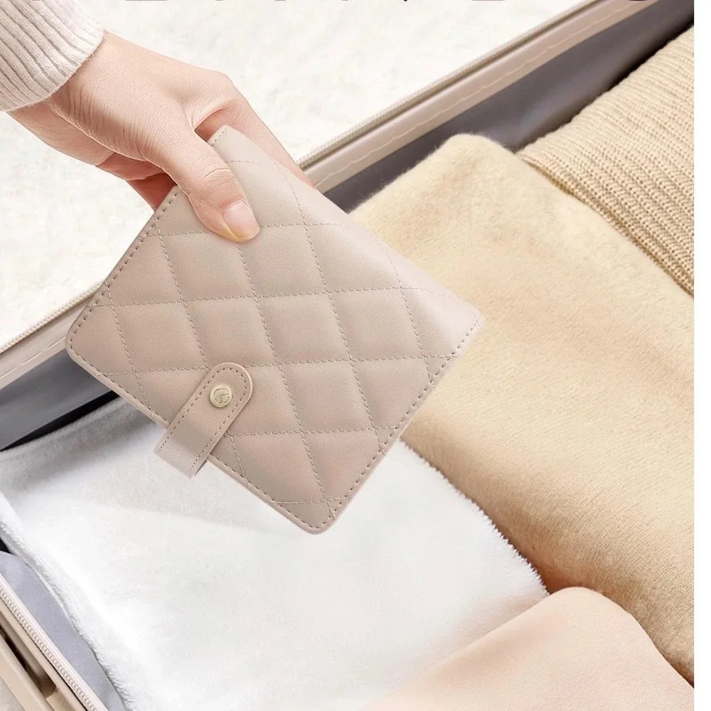 Sarinah SVH Quilted Travel Jewelry Organizer Binder Tan Waterproof Case NEW